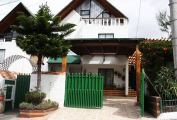 Casa en  Camino De Los Eucaliptos, Quito, Ecuador