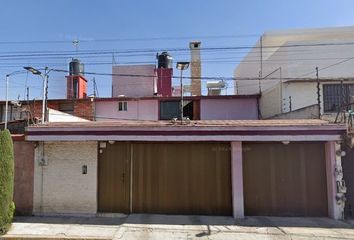 Casa en  Ciruelos 101, Mz 034, Casa Blanca, Metepec, Estado De México, México