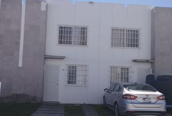 Casa en condominio en  Cerrada Viura, Fraccionamiento Los Viñedos, Querétaro, 76235, Mex