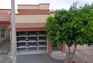 Casa en  Río Sta. María Y O Mutualismo 1425, Los Pinos, 80128 Culiacán Rosales, Sinaloa, México