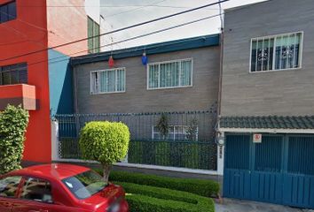 Casa en  Maravatio, Claveria, Ciudad De México, Cdmx, México