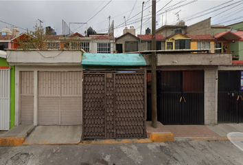 Casa en  Valle De Xochicalco Num 89, Fuentes De Aragón, Ecatepec De Morelos, Estado De México, México