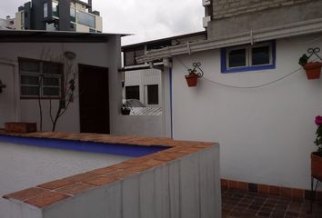 Casa en  Av. Amazonas & Jerónimo Carrión, Quito, Ecuador