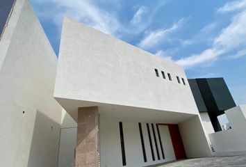 Casa en condominio en  El Condado, El Pueblito, Querétaro, México