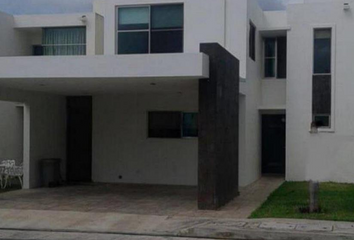 Casa en condominio en  Calle 18-d 289, Colonia Altabrisa, Mérida, Yucatán, México