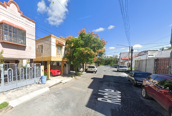 Casa en  Roble, Las Alamedas, Linares, Nuevo León, México