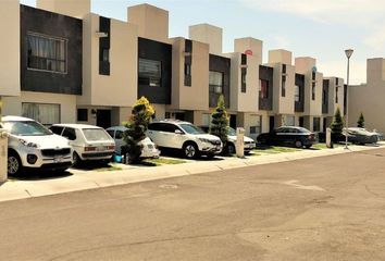 Casa en condominio en  Avenida Malbec 1901, Santiago De Querétaro, Querétaro, México