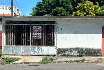 Casa en  Avenida Guillermo Héctor Rodríguez, Las Brisas, Veracruz, México