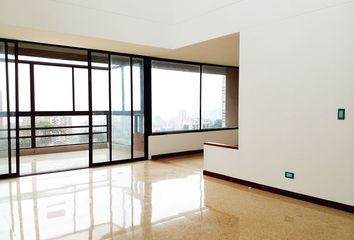 Apartamento en  Poblado, Medellín