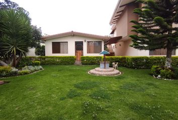 Hacienda-Quinta en  San Antonio, Quito, Ecu