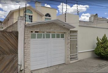 Casa en  Calle Sierra Cotopaxi, Valle Don Camilo, Toluca De Lerdo, Estado De México, México