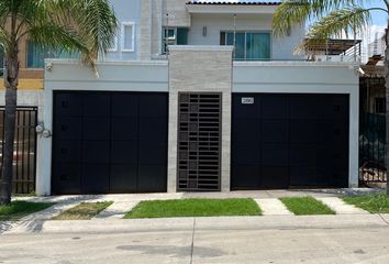 Casa en fraccionamiento en  Avenida De La Mancha 286, La Cima, Zapopan, Jalisco, México