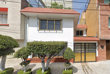 Casa en  Froylán C. Manjarrez, Constitución De 1917, Ciudad De México, Cdmx, México