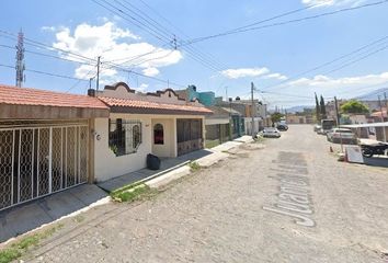 Casa en fraccionamiento en  Juan De La Barrera, Nueva Aviación, Tepic, Nayarit, México
