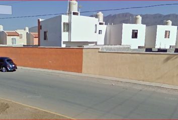 Casa en fraccionamiento en  Calle Geranios, Saltillo 2000, Saltillo, Coahuila De Zaragoza, México