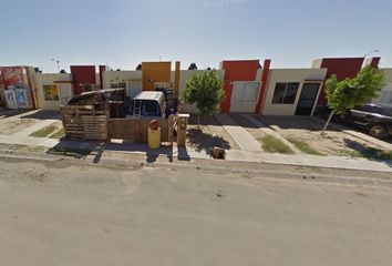 Casa en  Villas De San Miguel, Nuevo Laredo, Tamaulipas, México