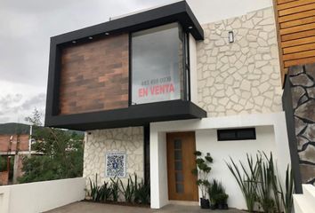 Casa en fraccionamiento en  Loma Alta Tres Marías, Morelia, Michoacán, México
