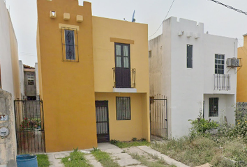 Casa en  Parque De Los Olivos 233, Balcones De Alcalá, Reynosa, Tamaulipas, México