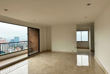 Apartamento en Lalinde, Medellín