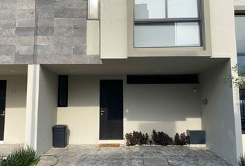 Casa en condominio en  Enrique Limón Díaz 404, Zoi Santa Anita, San Agustín, Jalisco, México