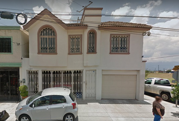 Casa en  Avenida Calzada Unión, Talaverna Croc, San Nicolás De Los Garza, Nuevo León, México