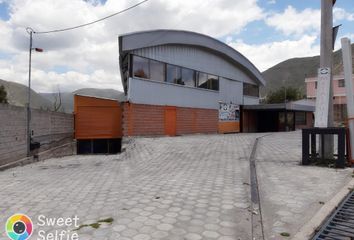 Bodega-Galpon en  Mitad Del Mundo, Avenida Manuel Córdova Galarza, Quito, Ecuador