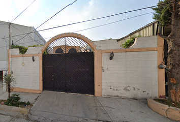 Casa en  Calle Miguel De La Rosa 16, Mexico Nuevo, Ciudad López Mateos, Estado De México, México