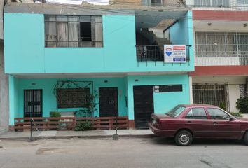 Casa en  Jirón Joaquín Capella 109, Cuadra 1, Ur. La Pascana Ii Etapa, Comas, Lima, 15327, Per