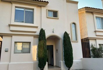 Casa en fraccionamiento en  Av. Adolfo López Mateos Sur 1201, Villa California, San Agustín, Jalisco, México