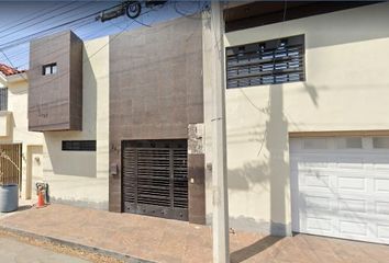 Casa en  Calle Carlos Orozco Romero 243, Residencial El Roble 7 Sector, San Nicolás De Los Garza, Nuevo León, México