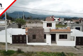 Casa en  J96v+v5r, Juan Benigno Vela, Quero 180650, Ecuador