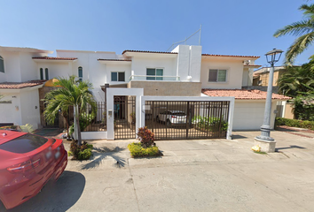 Casa en  Residencial Fluvial Vallarta, Puerto Vallarta