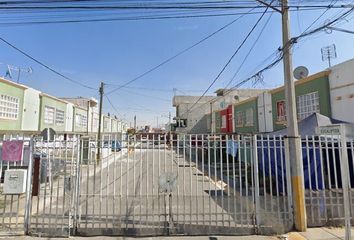 Casa en  Calle Bosque De Los Eucaliptos, Los Heroes Tecamac, Ciudad De México, Estado De México, México