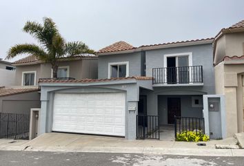 Casa en  San Marino, Baja California, México