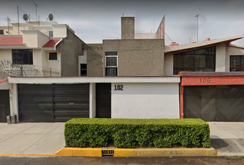 Casa en  Avenida Paseo Del Bosque 102, Taxqueña, 04250 Ciudad De México, México