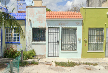 Casa en  Villas Otoch Paraíso, Cancún, Quintana Roo, México