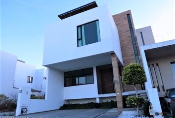 Casa en fraccionamiento en  Zibatá, Querétaro, México