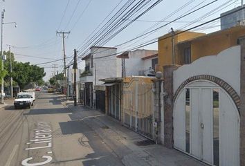 Casa en  Calle Literatura, El Sol, Santiago De Querétaro, Querétaro, México