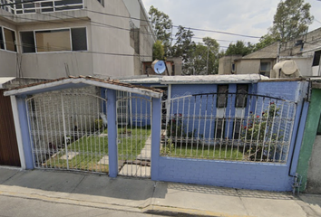 Casa en  Jujul, Villa De Las Flores, San Francisco Coacalco, Estado De México, México