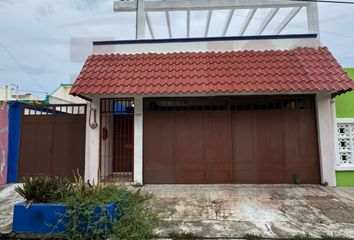 Casa en  Avenida 18 De Marzo 2819, Guadalupe Victoria, Coatzacoalcos, Veracruz, México