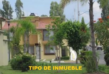 Casa en  Av. Arroyo De En Medio No. 606, Santa Paula, Tonalá, Jalisco, México