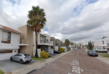 Casa en  Fraccionamiento Cumbres Del Lago, Municipio De Querétaro