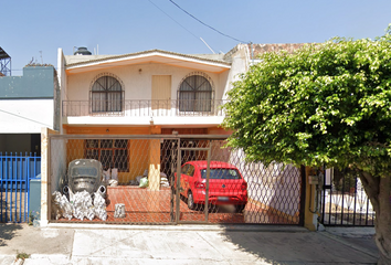 Casa en  Lomas De San Pedro, Guadalajara, Jalisco, México