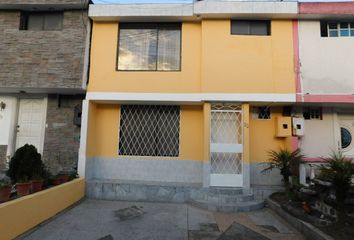 Casa en  Alejandro Cárdenas 177, Quito, Ecuador