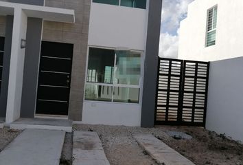 Casa en condominio en  Gran Santa Fe Plus, Avenida Santiago De Compostela, Quintana Roo, México