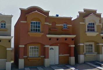 Casa en  Urbi Quinta Del Cedro Segunda Sección, Urbiquinta Del Cedro 2da. Seccion, Tijuana, Baja California, México