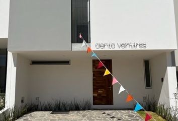 Casa en condominio en  Boulevard Valle Imperial, La Periquera, Nuevo México, Jalisco, México