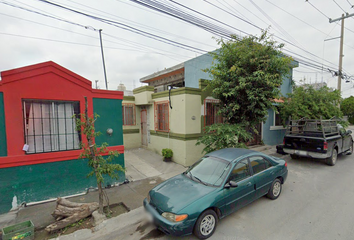 Casa en  A. Siqueiros, Misión Real, 66640 Cdad. Apodaca, N.l., México