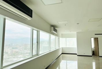 Oficina en  Manila, Medellín