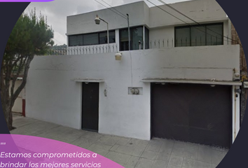 Casa en  Paranagua 217, San Pedro Zacatenco, 07360 Ciudad De México, Cdmx, México